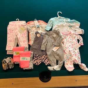 Lot of 3 and 3-6 month clothes- girls